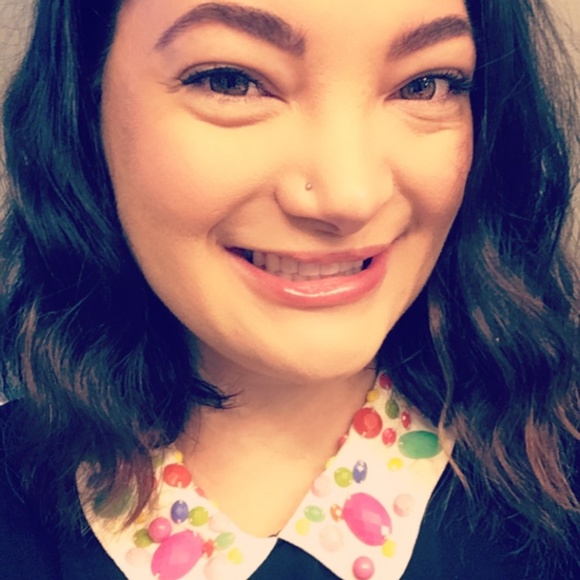 Meet your Posher, Heather - Picture 7 of 7